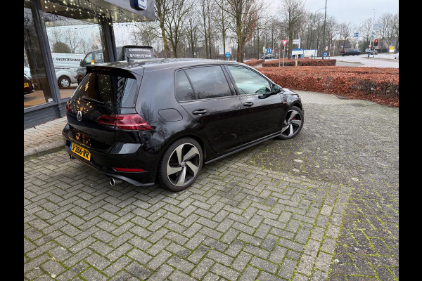 Volkswagen Golf 2.0 TSI GTI 230pk 6-bak