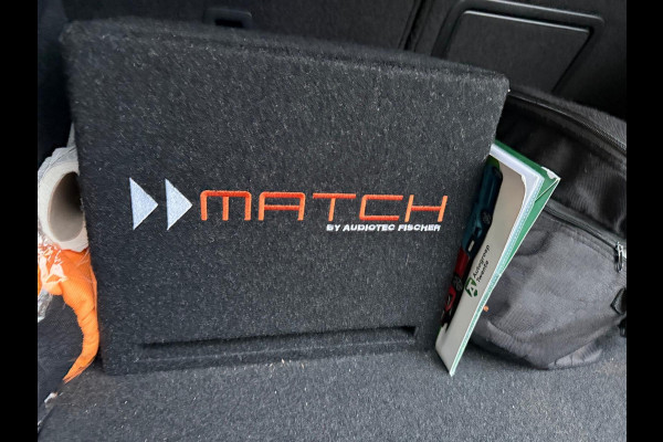 Volkswagen Golf 2.0 TSI GTI 230pk 6-bak