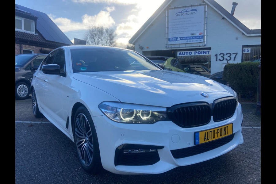 BMW 5 Serie 530D M-PAKKET/SCHUIFDAK/HEADUP/DVD/BLINDSPOT
