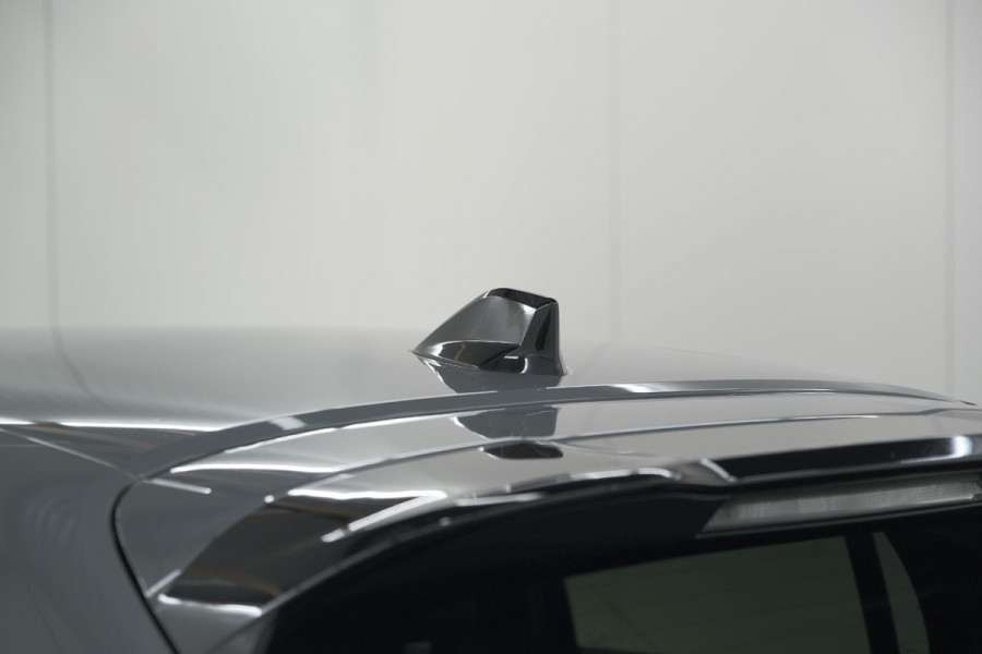 Peugeot 208 Hybrid 110 e-DCS6 Allure | Stoelverwarming | Apple Carplay | Parkeersensoren