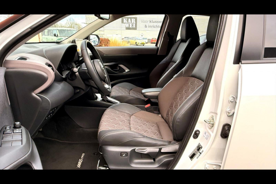 Toyota Yaris Cross 1.5 Hybrid Executive AWD + 360 CAMERA / DODEHOEKDETECIE / TREKHAAK