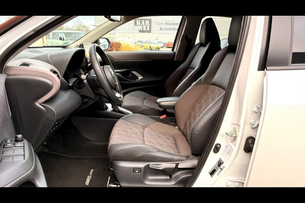 Toyota Yaris Cross 1.5 Hybrid Executive AWD + 360 CAMERA / DODEHOEKDETECIE / TREKHAAK