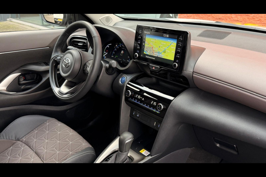 Toyota Yaris Cross 1.5 Hybrid Executive AWD + 360 CAMERA / DODEHOEKDETECIE / TREKHAAK