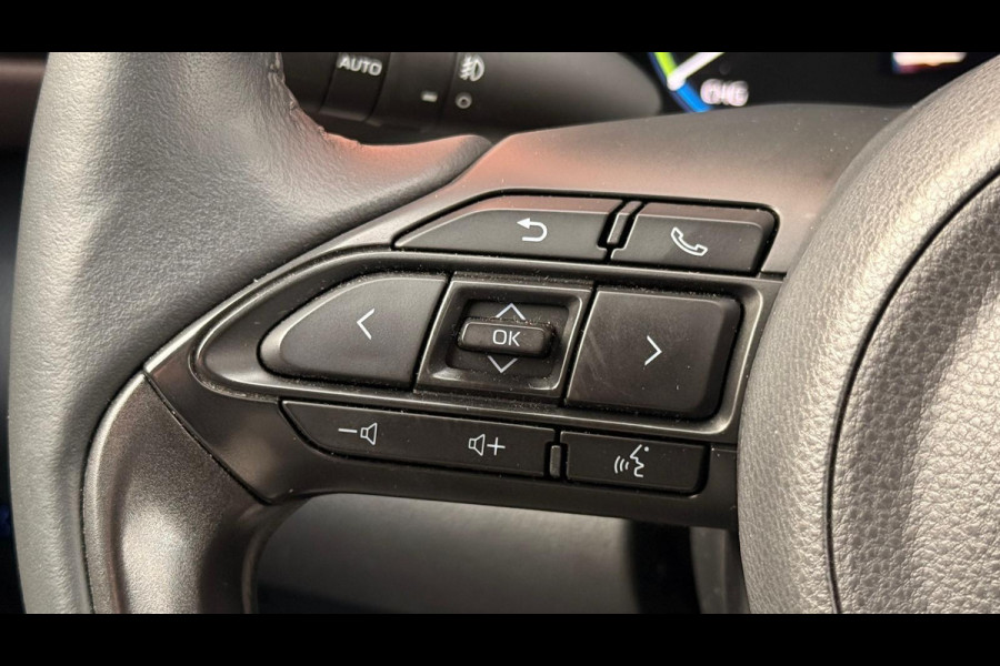 Toyota Yaris Cross 1.5 Hybrid Executive AWD + 360 CAMERA / DODEHOEKDETECIE / TREKHAAK