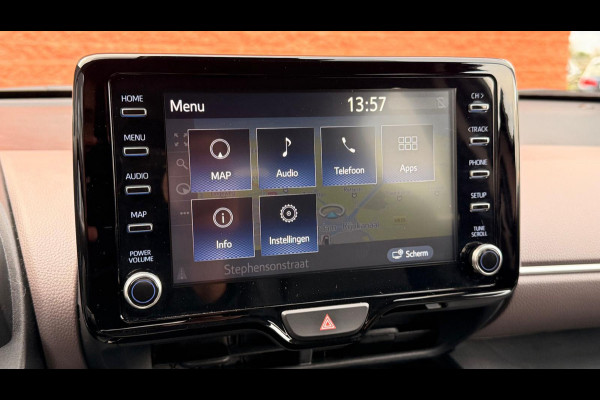 Toyota Yaris Cross 1.5 Hybrid Executive AWD + 360 CAMERA / DODEHOEKDETECIE / TREKHAAK