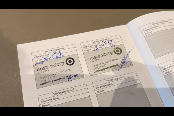 Toyota Yaris Cross 1.5 Hybrid Executive AWD + 360 CAMERA / DODEHOEKDETECIE / TREKHAAK