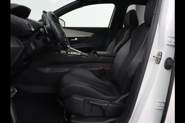 Peugeot 3008 1.6 HYbrid 225 GT | Panoramadak | Trekhaak | Adaptive cruise | 360 Camera | Stoelverwarming | Carplay | Focal HiFi | Navigatie | 19'' | PHEV | Plug In