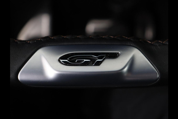 Peugeot 3008 1.6 HYbrid 225 GT | Panoramadak | Trekhaak | Adaptive cruise | 360 Camera | Stoelverwarming | Carplay | Focal HiFi | Navigatie | 19'' | PHEV | Plug In
