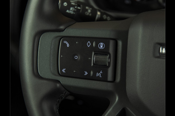 Land Rover Defender 110 2.0 P300e 110 X-Dynamic HSE 22"-PANO-HUD-MERIDIAN