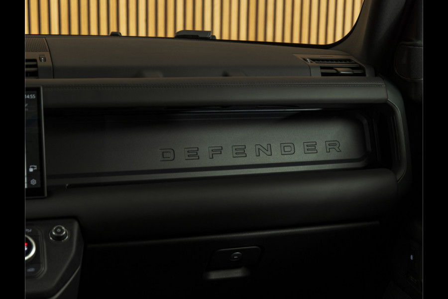 Land Rover Defender 110 2.0 P300e 110 X-Dynamic HSE 22"-PANO-HUD-MERIDIAN