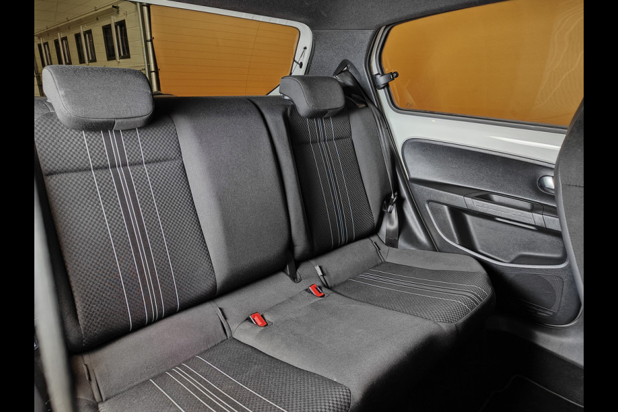 Seat Mii 1.0 Sport Connect 16 inch LMV | getinte ramen pdc | bluetooth