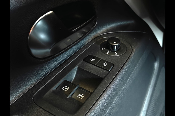 Seat Mii 1.0 Sport Connect 16 inch LMV | getinte ramen pdc | bluetooth