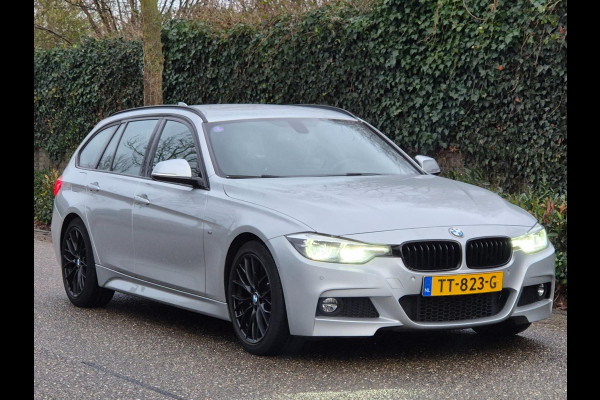 BMW 3 Serie Touring 320i M Sport Edition Apple CarPlay dig.cluster Camera Breedset M velgen NAP Rijklaar 320i M Sport Edition