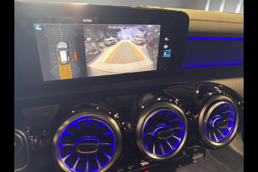 Mercedes-Benz CLA-Klasse Shooting Brake 250 e Business Solution AMG Panoramadak | Sfeer | Camera | Stoelverw | 19"| Geheugen stoelen |