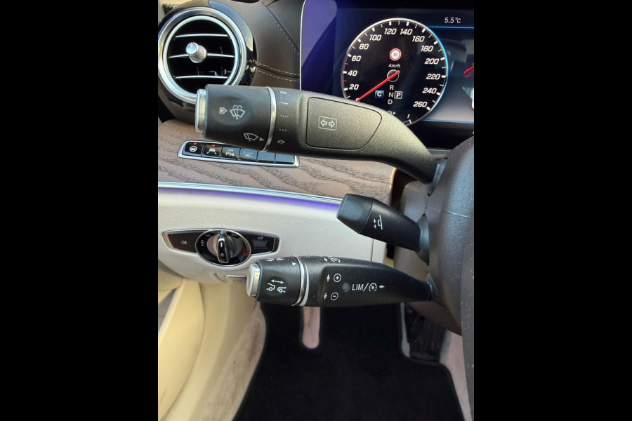 Mercedes-Benz E-Klasse 250 / Pano / Burmester / Sfeer