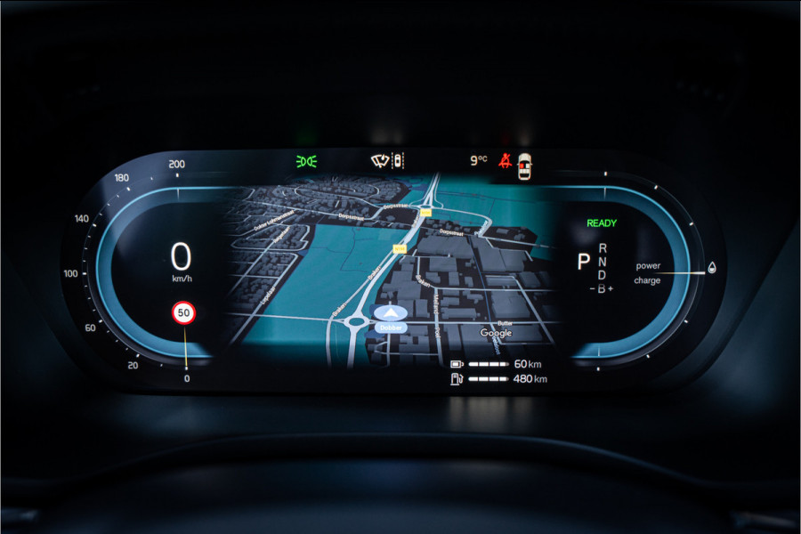 Volvo XC60 Recharge T6 AWD ULTIMATE Black Edition - TREKHAAK - H&K - HUD