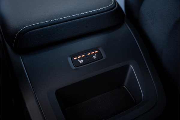 Volvo XC60 Recharge T6 AWD ULTIMATE Black Edition - TREKHAAK - H&K - HUD
