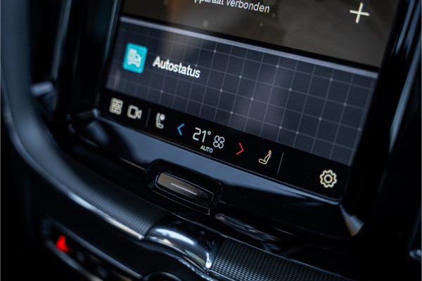 Volvo XC60 Recharge T6 AWD ULTIMATE Black Edition - TREKHAAK - H&K - HUD