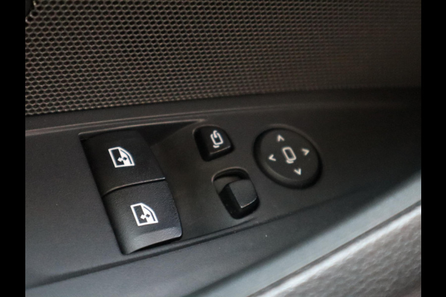 BMW 4 Serie Coupé 430i High Executive M Sport / Automaat / Laser LED / Sportstoelen / 19 Inch / HarmanKardon / Head Up Display /