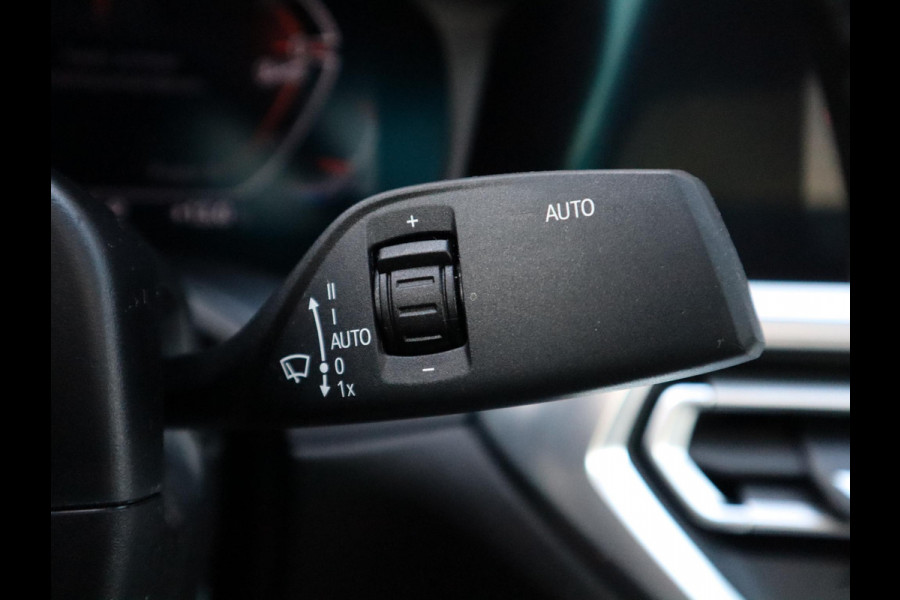 BMW 4 Serie Coupé 430i High Executive M Sport / Automaat / Laser LED / Sportstoelen / 19 Inch / HarmanKardon / Head Up Display /