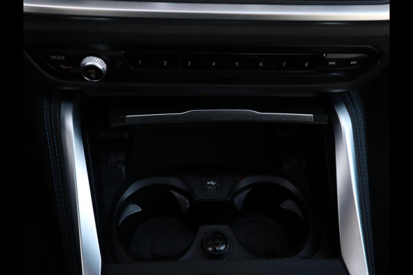 BMW 4 Serie Coupé 430i High Executive M Sport / Automaat / Laser LED / Sportstoelen / 19 Inch / HarmanKardon / Head Up Display /