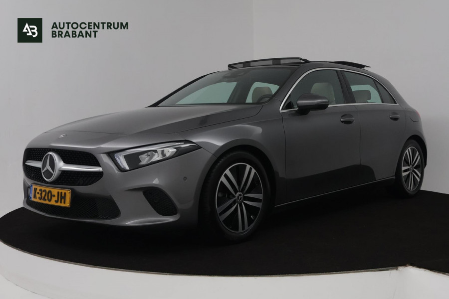 Mercedes-Benz A-Klasse 180 Business Solution Luxury (PANORAMADAK, SFEERVERLICHTING, CAMERA, LEDER, 1e EIGENAAR)