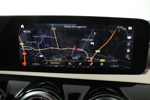 Mercedes-Benz A-Klasse 180 Business Solution Luxury (PANORAMADAK, SFEERVERLICHTING, CAMERA, LEDER, 1e EIGENAAR)