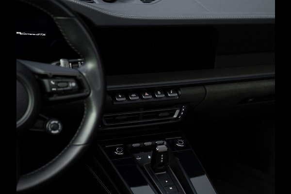 Porsche 911 Cabrio 3.0 Carrera GTS | SportDesign | Bose | Adapt. cruise | Centerlock | Adaptieve Sportstoelen