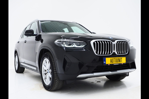 BMW X3 xDrive30e LCI 292PK | Leder | Sportstoelen | Zwarte Hemel | Camera | DAB | Carplay