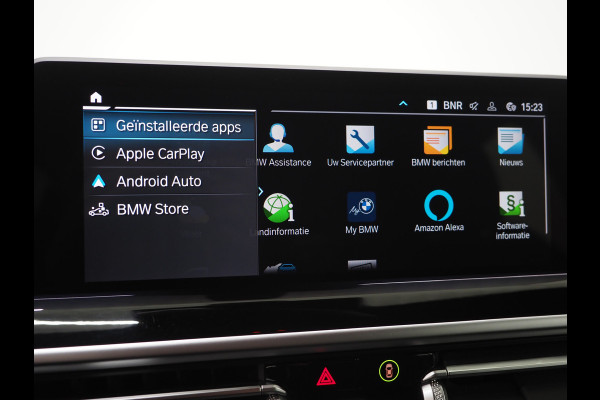 BMW X3 xDrive30e LCI 292PK | Leder | Sportstoelen | Zwarte Hemel | Camera | DAB | Carplay