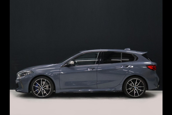 BMW 1-serie M135i xDrive M Sport [SCHUIFKANTELDAK, ADAPTIVE CRUISE CONTROL, APPLE CARPLAY, ANDROID AUTO, HUD, ACHTERUITRIJCAMERA, PDC V+A, STOELVERWARMING, STUURVERWARMING, BMW LED, NIEUWSTAAT]
