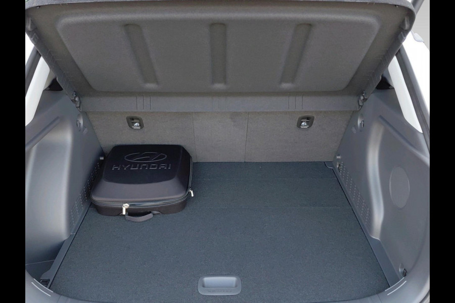 Hyundai KONA ELECTRIC Premium 65.4 kWh VAN: €47.185 VOOR: €40.685