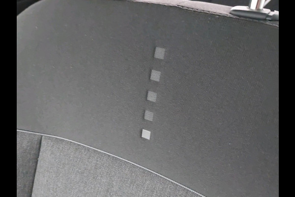 Hyundai Inster Evolve 49 kWh VAN: €29.615 VOOR: €25.115