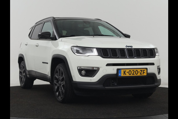 Jeep Compass 4xe 240 Plug-in Hybrid Electric S | Panoramadak | Leder | Stoelverwarming | Carplay | Camera | Navigatie | Keyless