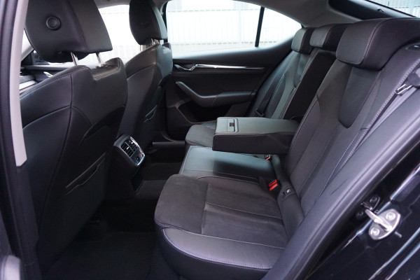 Škoda Octavia 1.0 TSI Business Edition Plus/Trekhaak/Leer/ 100%-Dealeronderhouden.