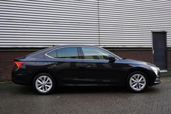 Škoda Octavia 1.0 TSI Business Edition Plus/Trekhaak/Leer/ 100%-Dealeronderhouden.