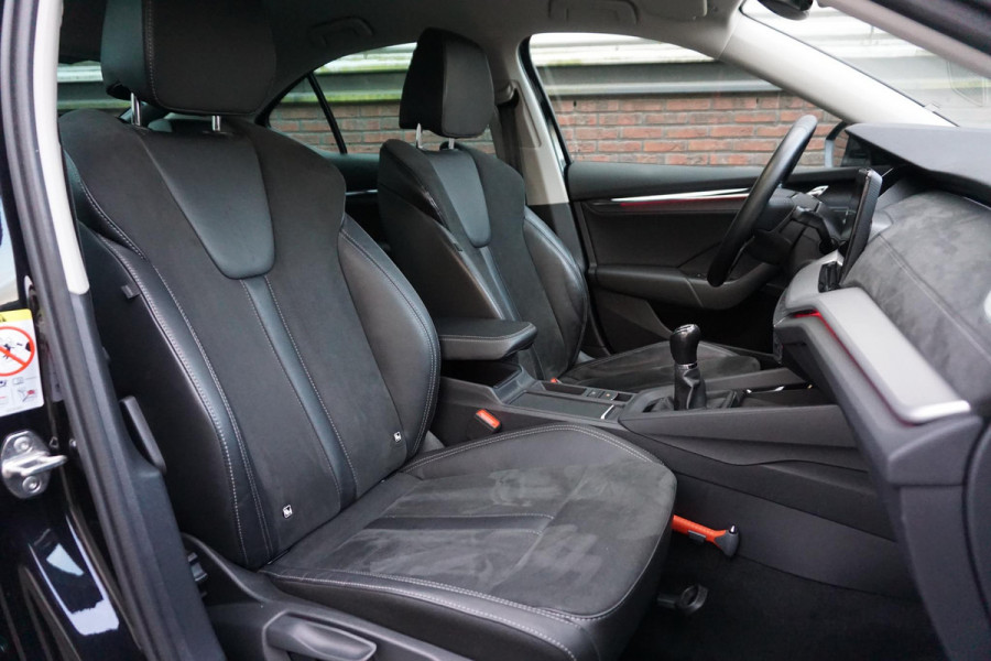 Škoda Octavia 1.0 TSI Business Edition Plus/Trekhaak/Leer/ 100%-Dealeronderhouden.