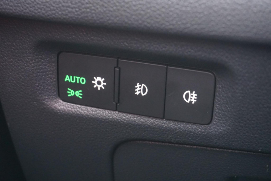 Škoda Octavia 1.0 TSI Business Edition Plus/Trekhaak/Leer/ 100%-Dealeronderhouden.