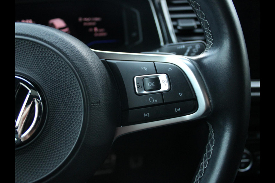 Volkswagen T-Roc 1.5 TSI Sport | R LINE | ELEKTRISCH SCHUIFDAK |