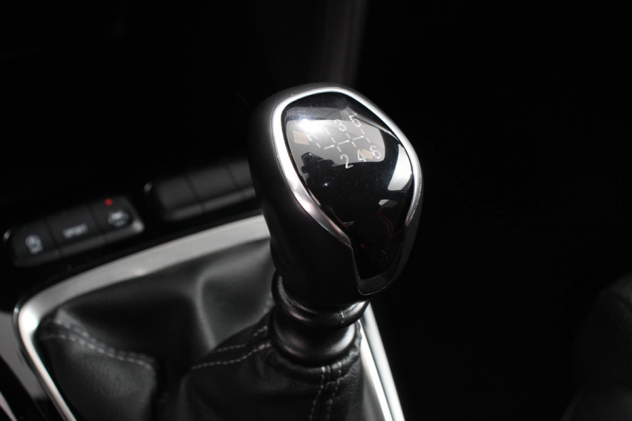 Opel Corsa 1.2 Turbo 102pk GS Line | Navigatie | Apple Carplay/Android Auto | Airco | Cruise Control | Lichtmetalen velgen | Digitaal Dashboard | Sportstoelen