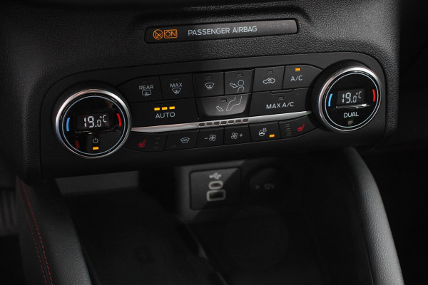 Ford Kuga 2.5 PHEV 225pk ST-Line X | Navigatie | Apple Carplay/Android Auto | Parkeersensoren | Camera | Adaptive Cruise Control | Blind Spot Assist | Elektrische achterklep | Stoel-en stuurverwarming | Park Assist | LED-koplampen | Elektrische bestuurdersstoel