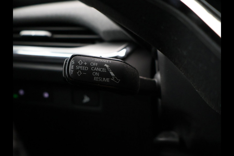 Škoda ENYAQ iV 80 + CAMERA | ADAPTIVE CRUISE | SFEERVERLICHTING | CARPLAY | STUURVERW.