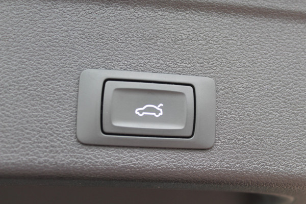 Audi A5 Sportback 1.4 TFSI Sport S-line Edition / Navigatie / Half leder / Parkeerhulp achter / 18'' / LED Koplampen / Cruise Control