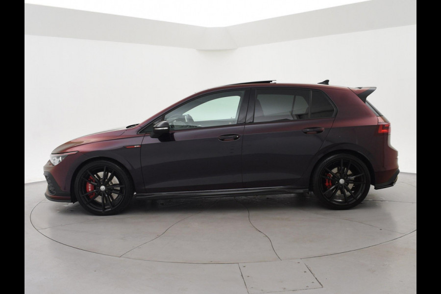 Volkswagen Golf 8 2.0 TSI GTI CLUBSPORT 300 PK MILLTEK | PANORAMA | HARMAN/KARDON | SFEERVERL. | CAMERA