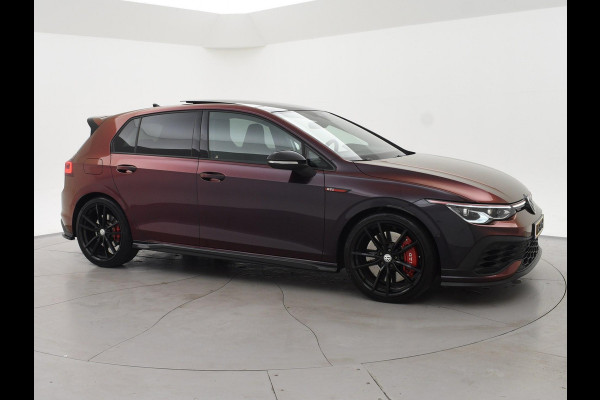 Volkswagen Golf 8 2.0 TSI GTI CLUBSPORT 300 PK MILLTEK | PANORAMA | HARMAN/KARDON | SFEERVERL. | CAMERA