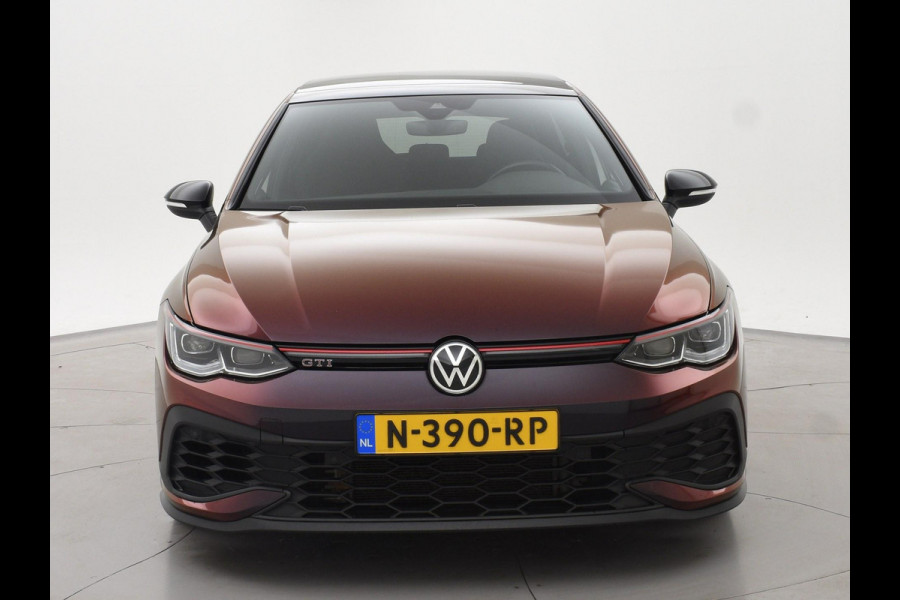 Volkswagen Golf 8 2.0 TSI GTI CLUBSPORT 300 PK MILLTEK | PANORAMA | HARMAN/KARDON | SFEERVERL. | CAMERA