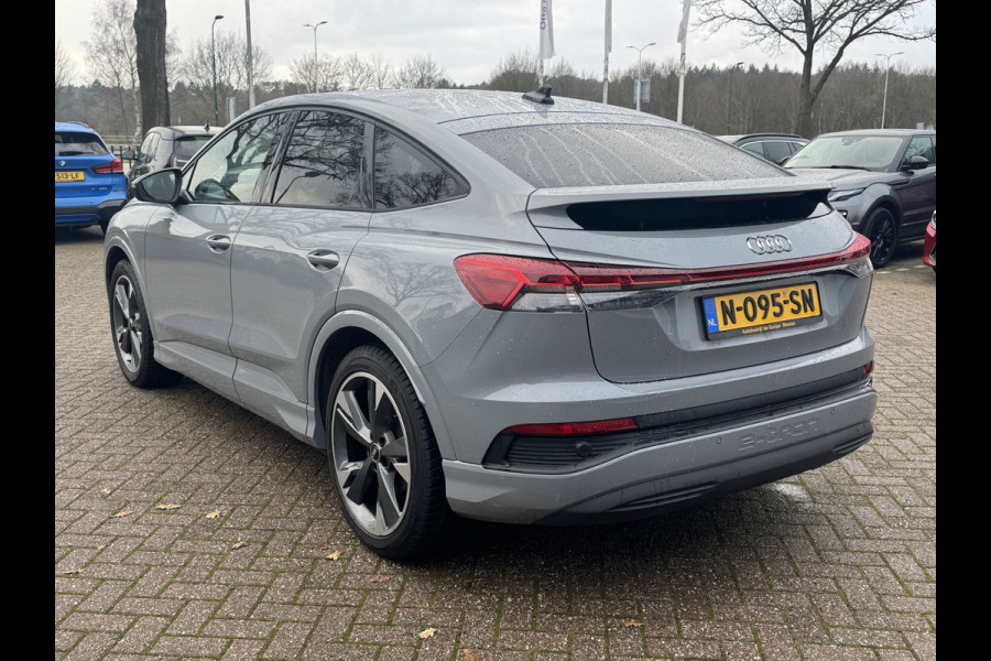 Audi Q4 Sportback e-tron 40 Launch edition Advanced 77 kWh / CarPlay / Matrix LED / Sportstoelen / Virtual Cockpit / Parkeerhulp V+A / Sonos Audio / Intr.voorverwarming / Stoelverwarming / DAB / Cruise Control
