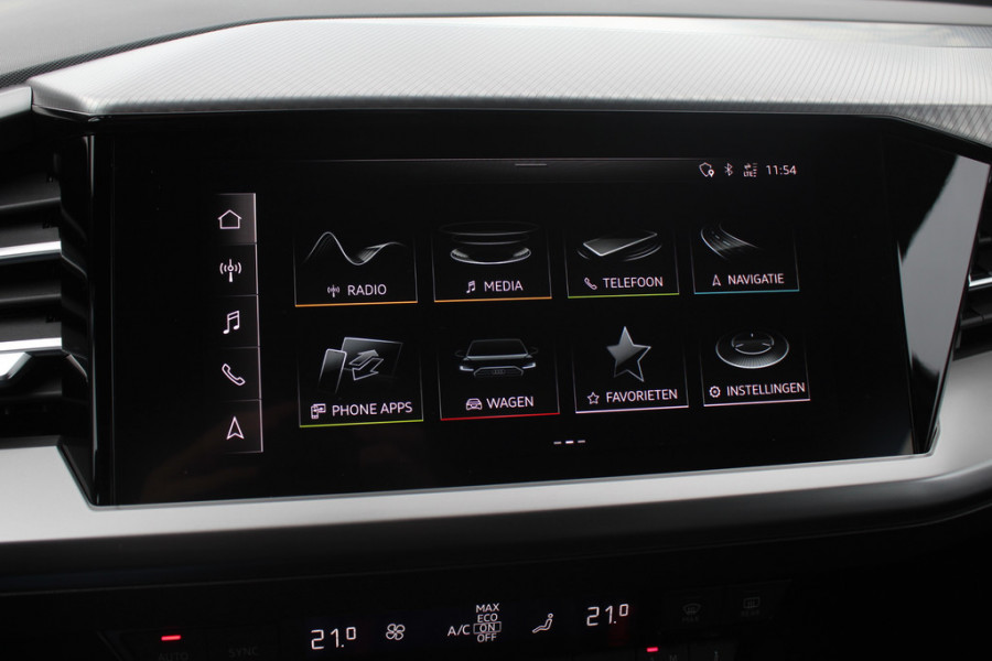 Audi Q4 Sportback e-tron 40 Launch edition Advanced 77 kWh / CarPlay / Matrix LED / Sportstoelen / Virtual Cockpit / Parkeerhulp V+A / Sonos Audio / Intr.voorverwarming / Stoelverwarming / DAB / Cruise Control