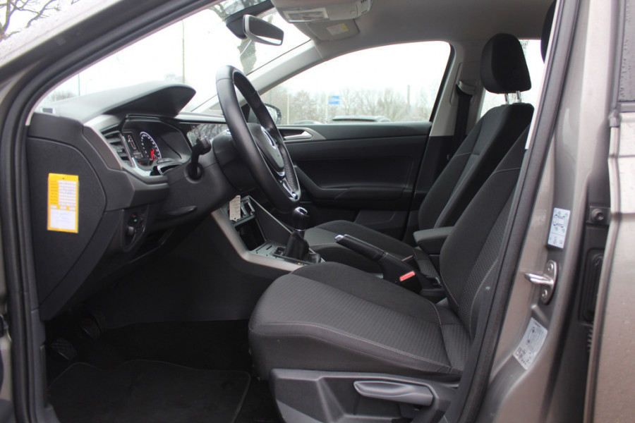 Volkswagen Polo 1.0 TSI Comfortline / CarPlay / Navigatie / Parkeerhulp V+A / DAB / ACC