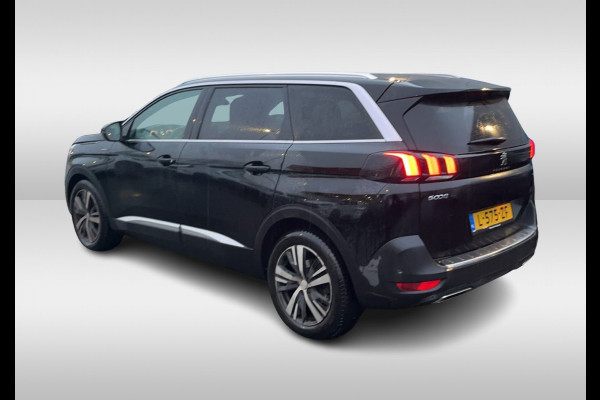 Peugeot 5008 1.6 e-THP GT-Line 7p. / Camera / Half leder / 18'' / Virtual Cockpit / Dodehoek / LED Koplampen / Navigatie / Stoelverwarming / DAB / Cruise Control